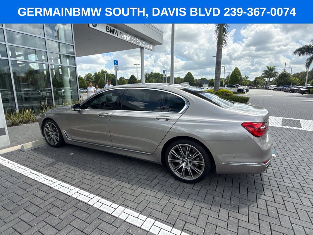Used 2017 BMW 740i RWD image 5