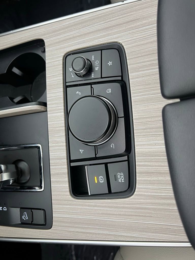 Used 2024 MAZDA CX-90 Plug-In Hybrid w/ Premium Pkg image 13