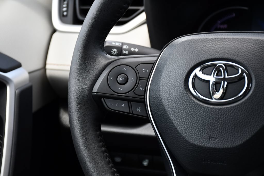 Used 2024 Toyota RAV4 XLE w/ Convenience Package AWD/4WD image 27