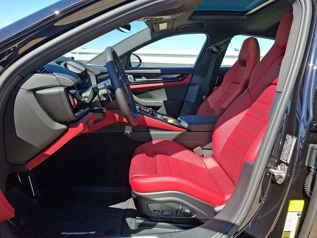 New 2025 Porsche Panamera 4 image 5