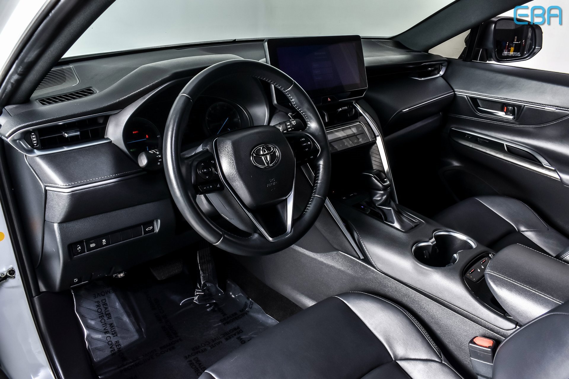 Used 2024 Toyota Venza Nightshade image 17