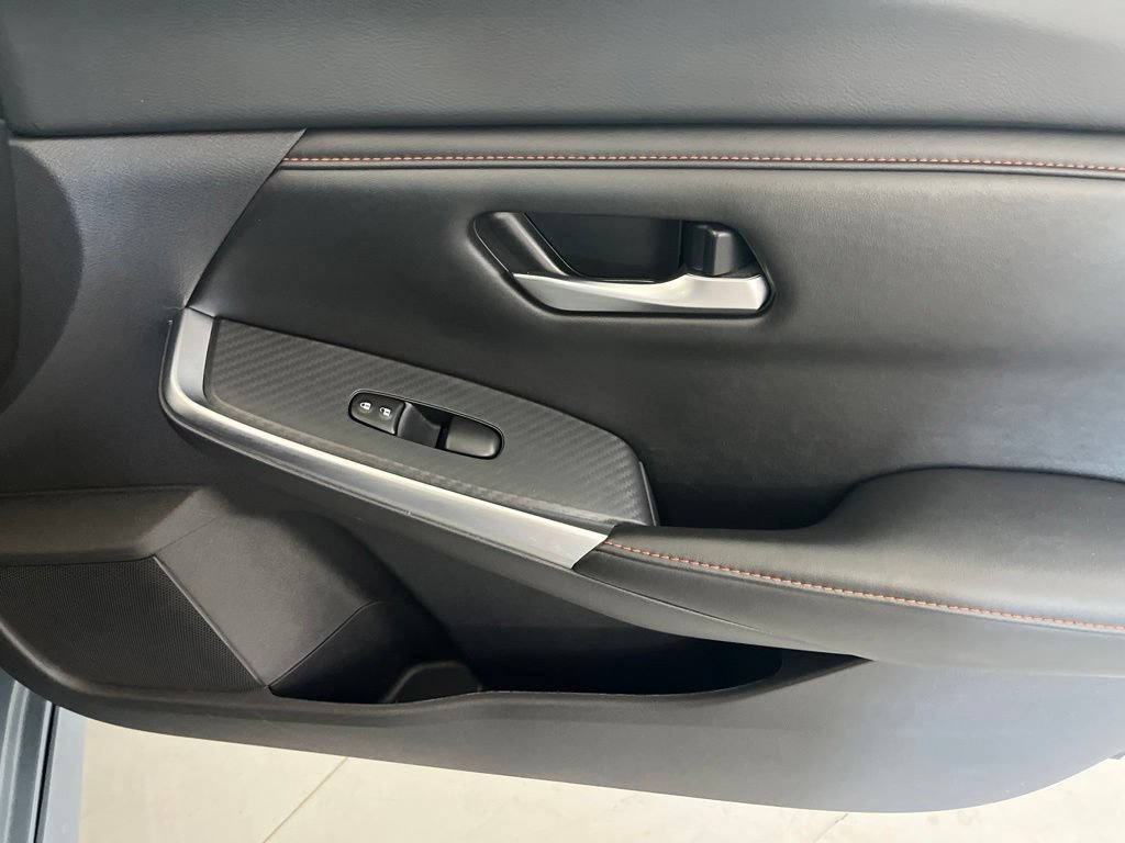 Used 2025 Nissan Sentra SR FWD image 52