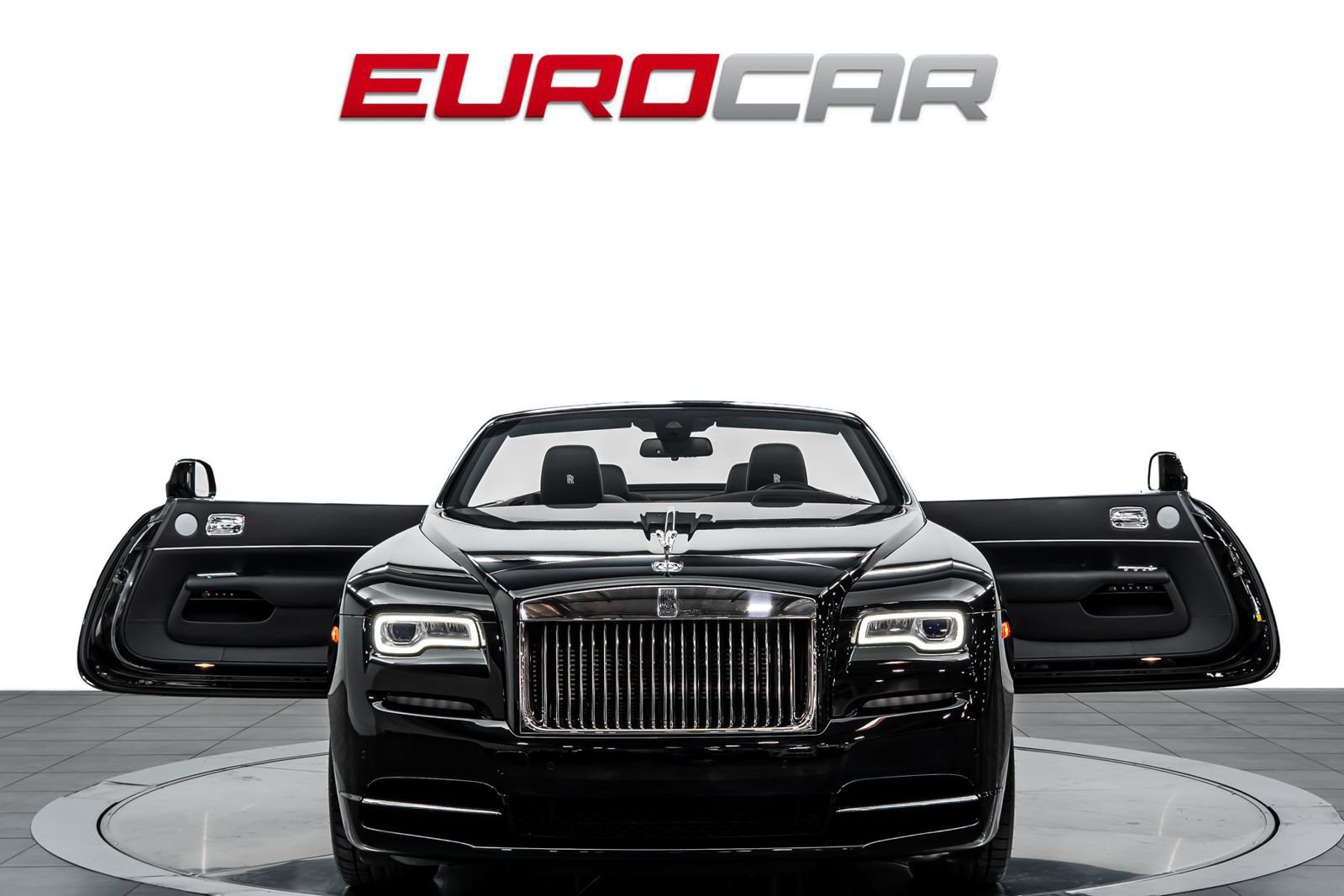 Used 2017 Rolls-Royce Dawn RWD image 11