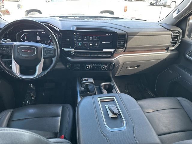 Used 2022 GMC Sierra 1500 SLT w/ SLT Premium Package AWD/4WD image 18