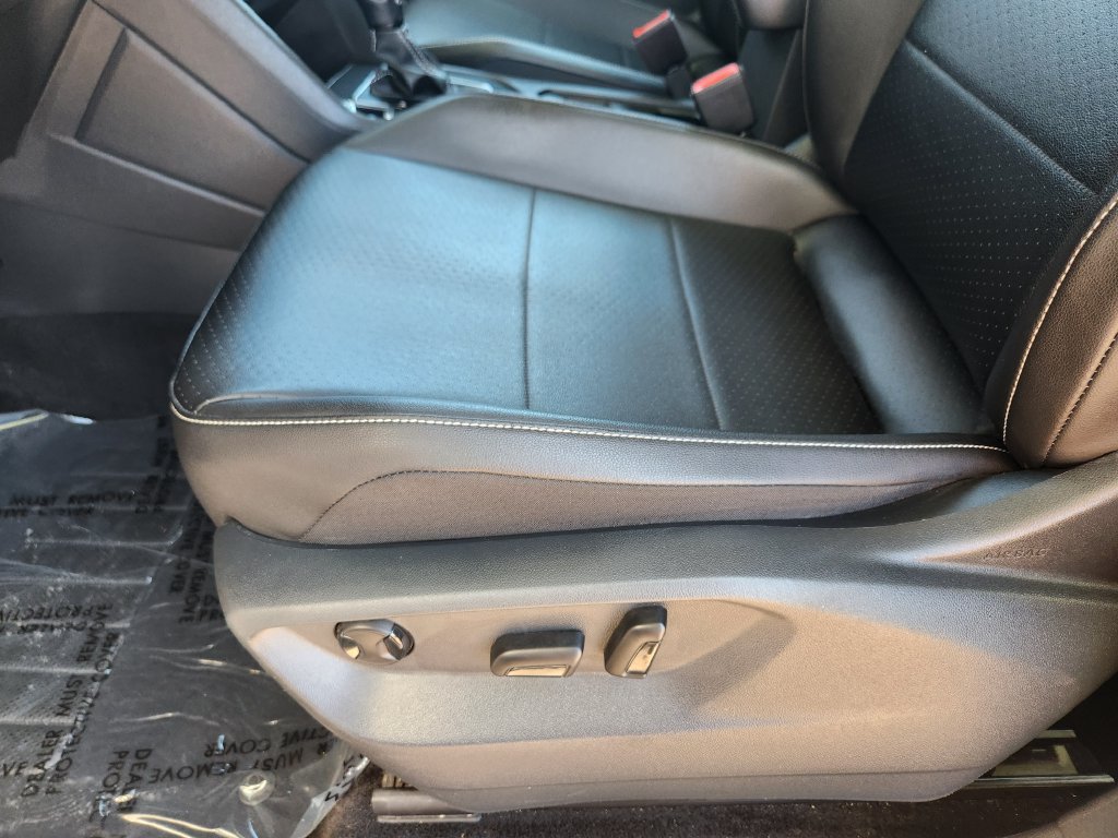 Used 2021 Volkswagen Tiguan SE AWD/4WD image 14