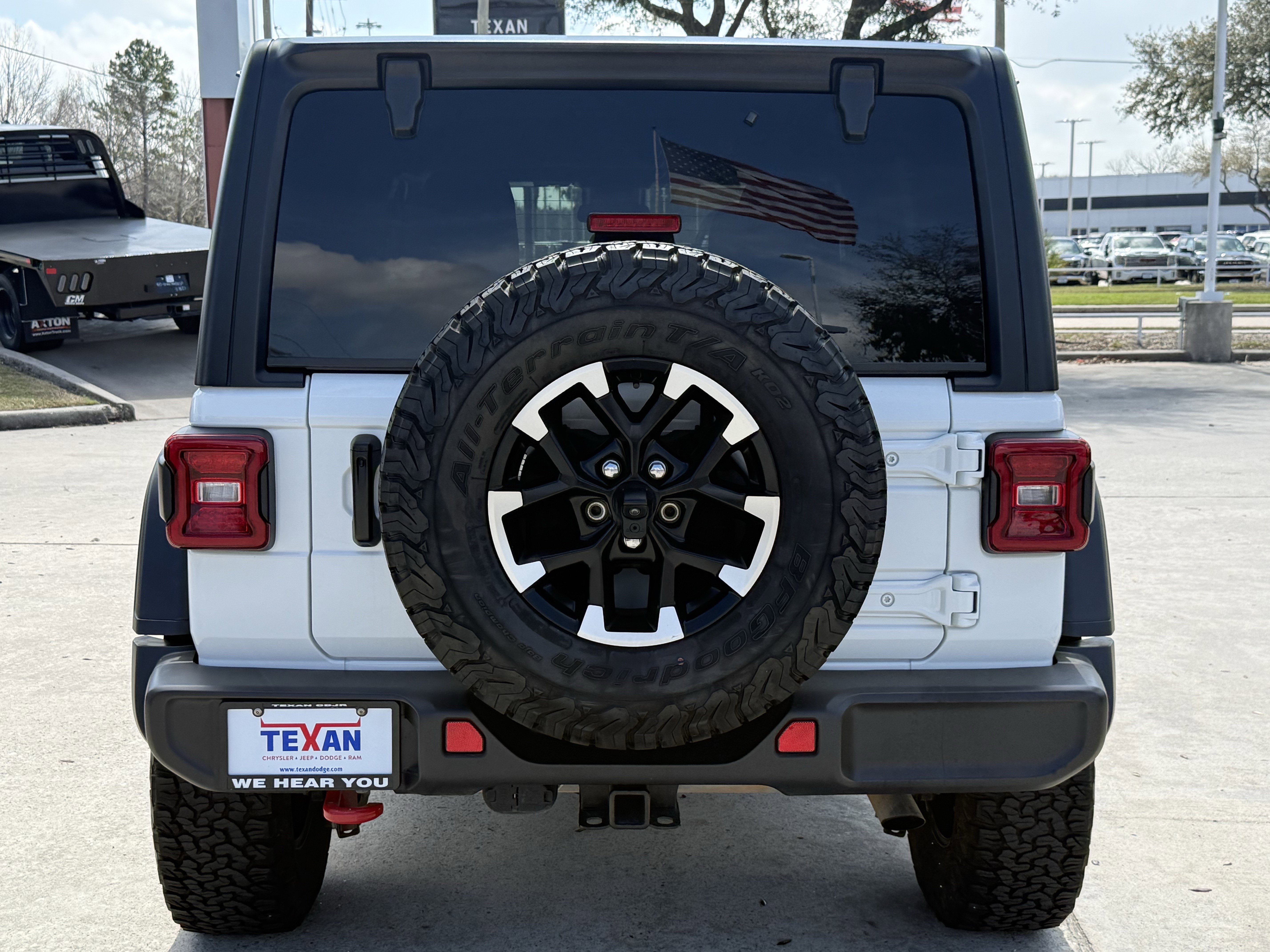 Used 2025 Jeep Wrangler Unlimited Rubicon image 6