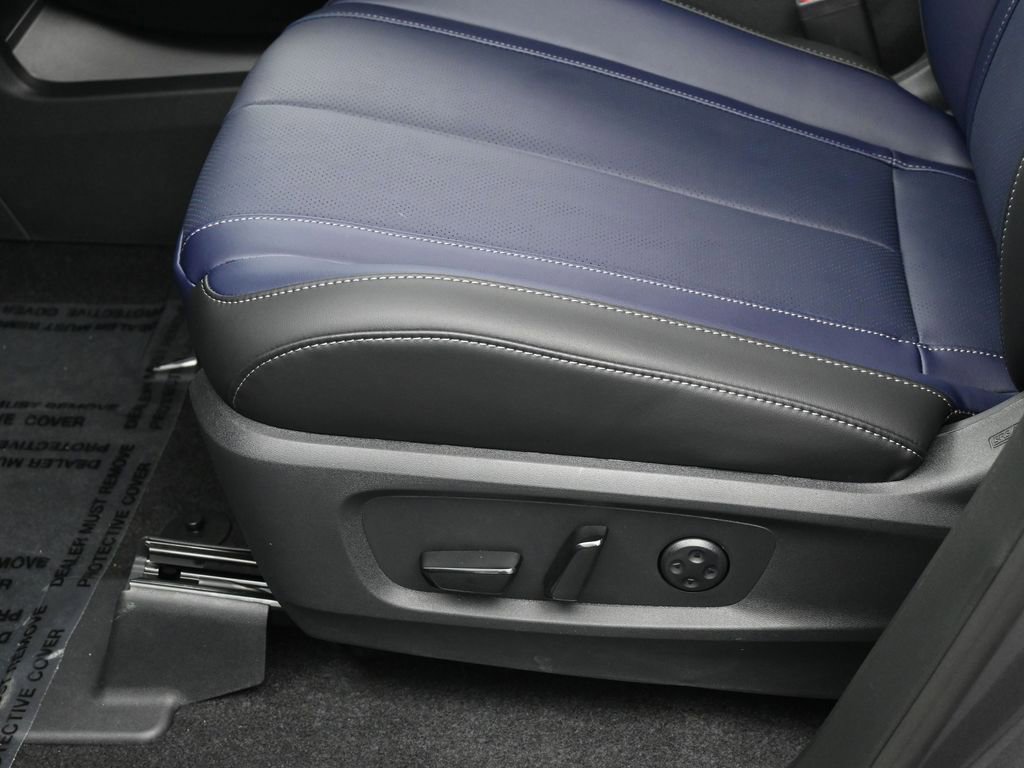 New 2026 INFINITI QX60 Sport image 17