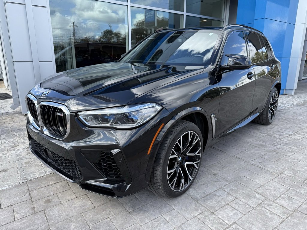 Used 2021 BMW X5 M w/ Executive Package image 1