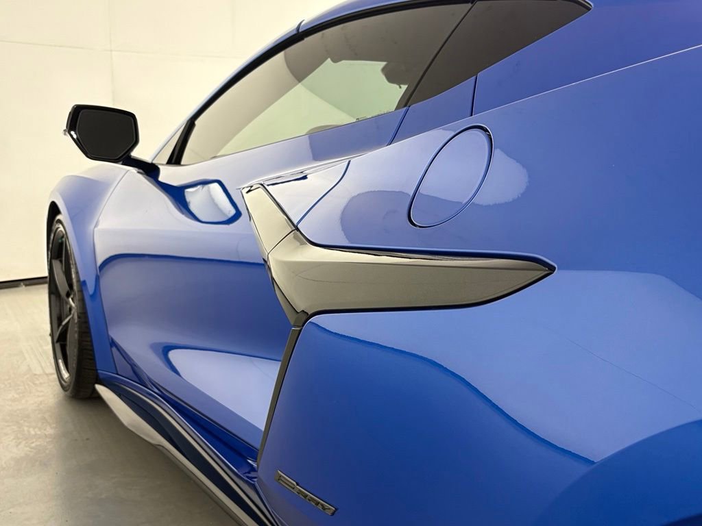 Used 2025 Chevrolet Corvette E-Ray AWD/4WD image 17