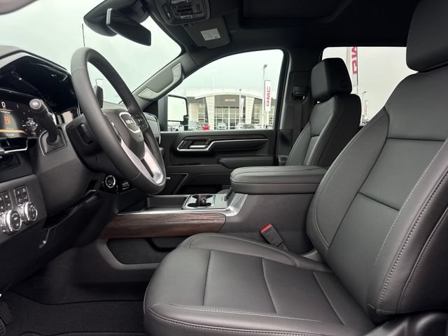 New 2026 GMC Sierra 2500 SLT w/ SLT Premium Package AWD/4WD image 13