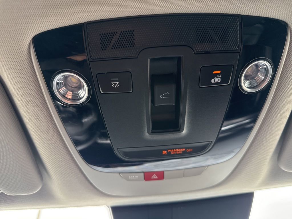 Used 2024 Kia Sportage SX image 22