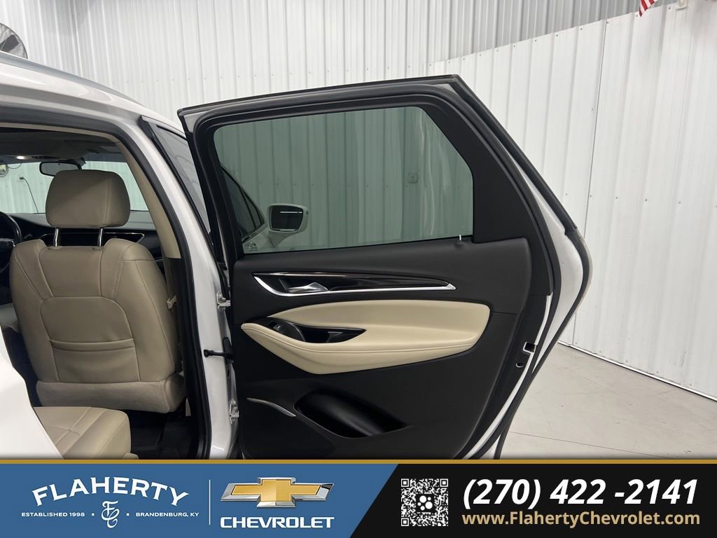 Used 2019 Buick Enclave Essence FWD image 13