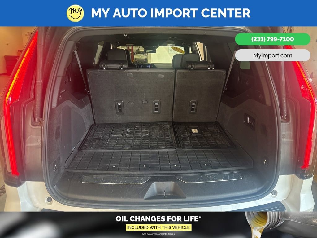 Used 2022 Cadillac Escalade ESV Luxury image 29