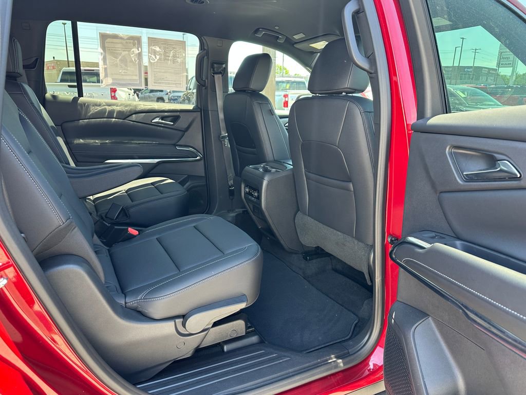 Used 2026 Chevrolet Traverse LT AWD/4WD image 20