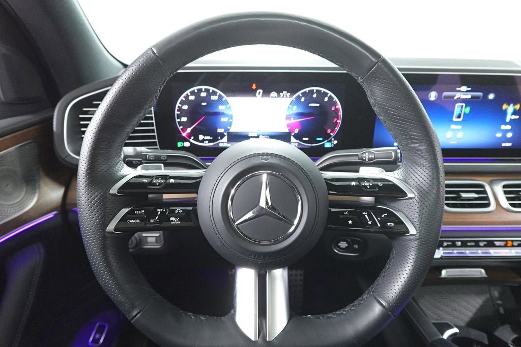 Used 2025 Mercedes-Benz GLS 450 4MATIC image 14