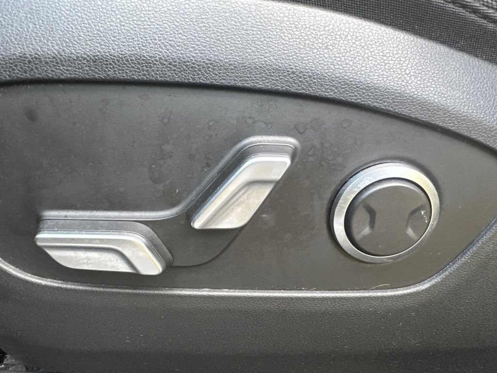 Used 2026 Hyundai Ioniq 9 SE AWD/4WD image 9