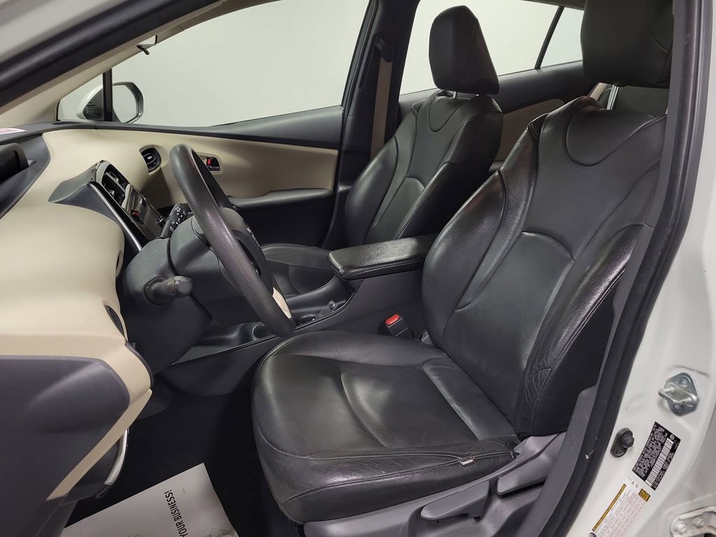 Used 2017 Toyota Prius Two image 13