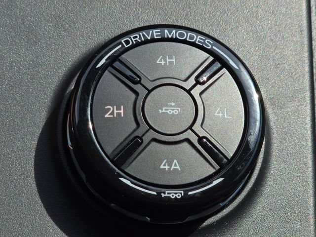 Used 2025 Ford Ranger Raptor AWD/4WD image 18