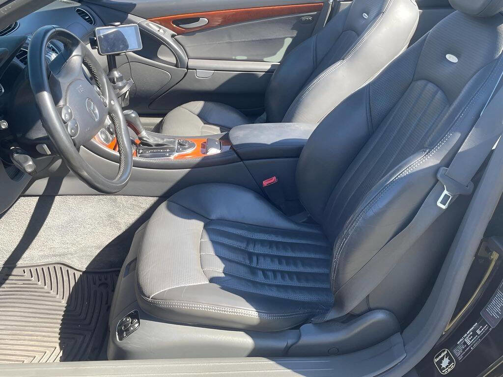 Used 2005 Mercedes-Benz SL 65 AMG image 28