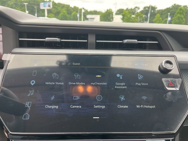 New 2027 Chevrolet Bolt LT w/ Comfort Package FWD image 30