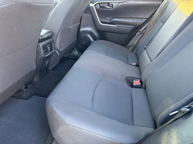Used 2023 Toyota RAV4 LE image 17