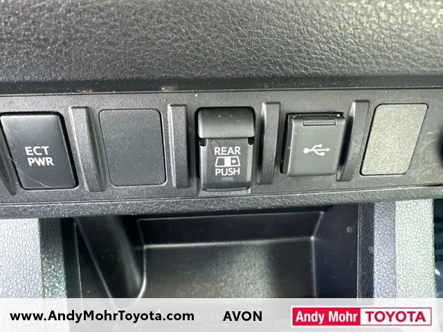 Used 2023 Toyota Tacoma SR5 AWD/4WD image 26