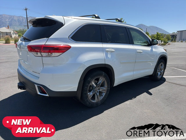 Used 2018 Toyota Highlander Limited Platinum AWD/4WD image 14