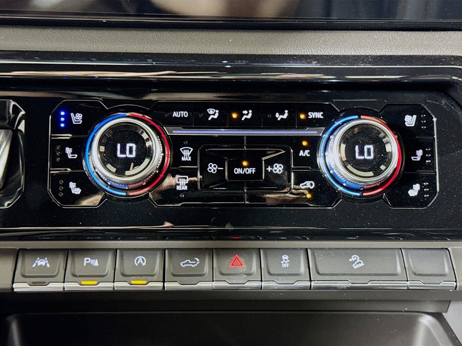 New 2026 GMC Sierra 1500 AT4 w/ AT4 Premium Package AWD/4WD image 10