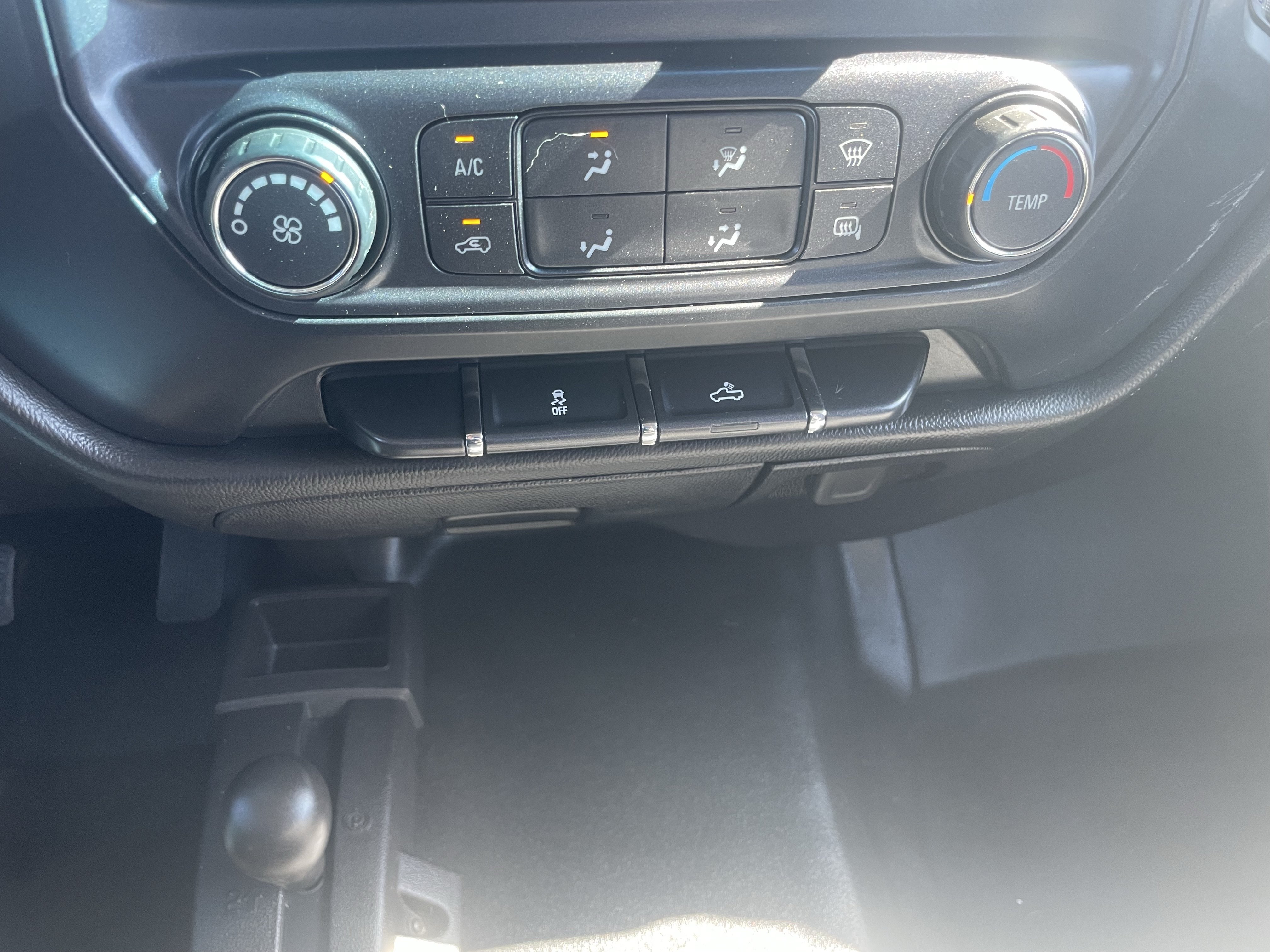 Used 2017 Chevrolet Silverado 2500 W/T w/ WT Convenience Package AWD/4WD image 21