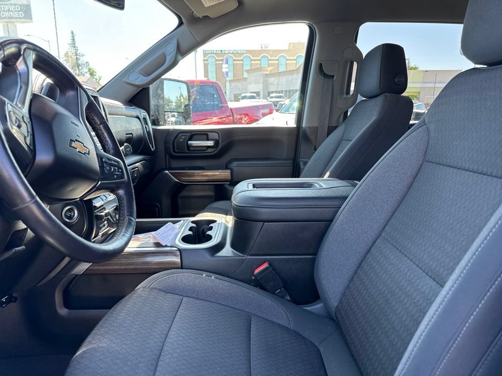 Used 2022 Chevrolet Silverado 2500 LT w/ Convenience Package AWD/4WD image 1