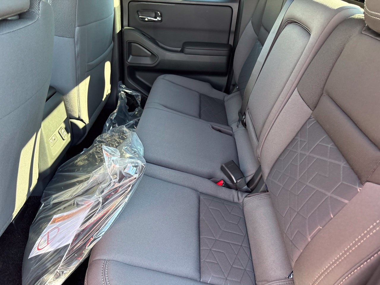 New 2027 Nissan Frontier SV RWD image 16