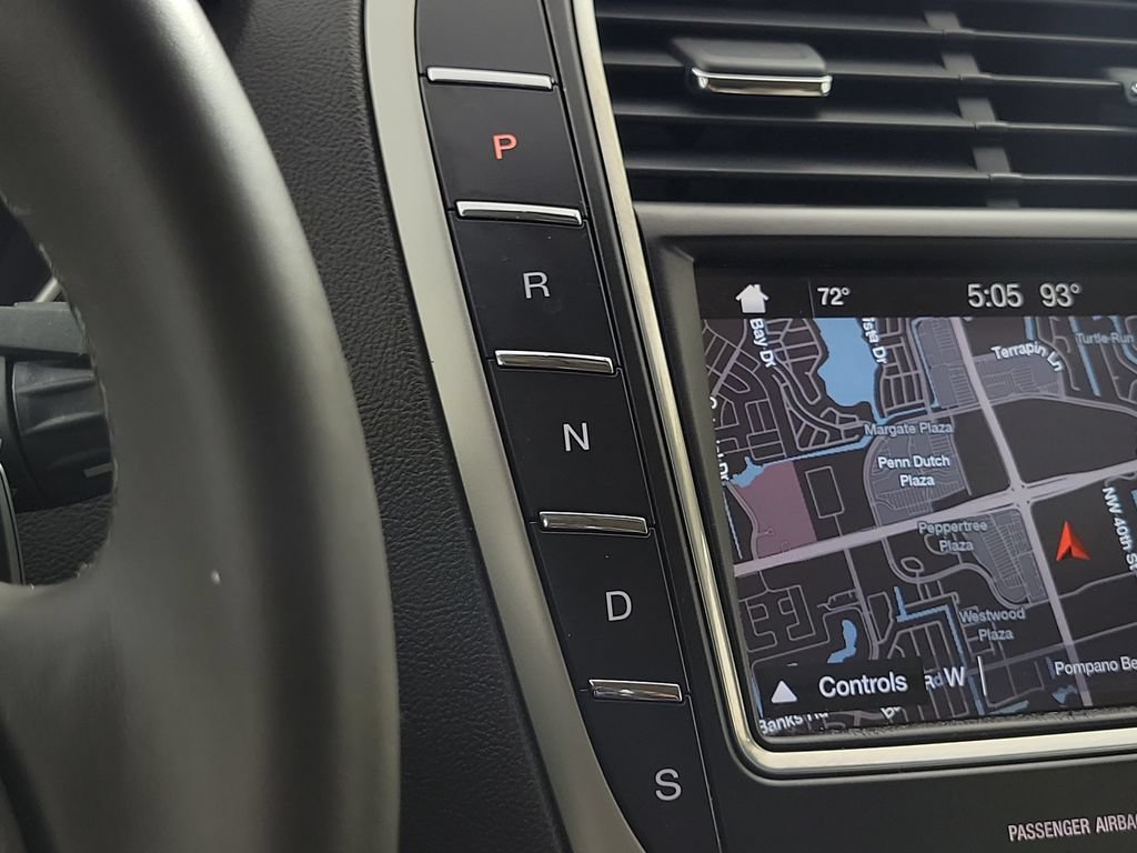 Used 2018 Lincoln MKX Select w/ Select Plus Package FWD image 30
