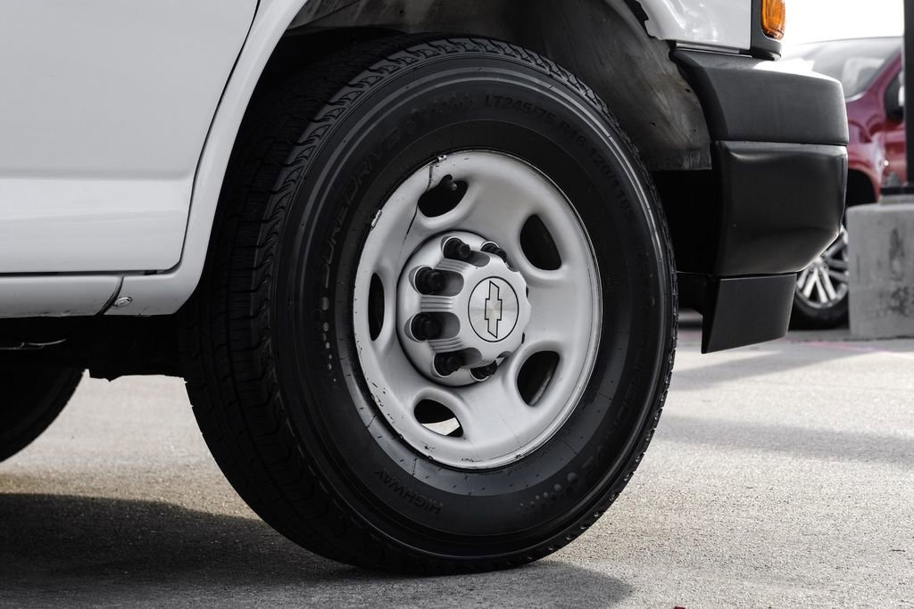 Used 2022 Chevrolet Express 2500 Extended w/ Driver Convenience Package image 50