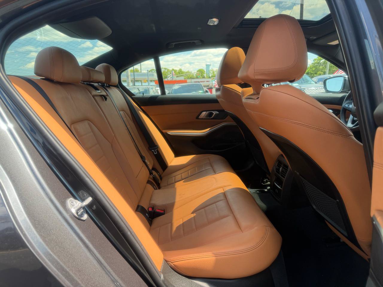 Used 2021 BMW 330e xDrive w/ Executive Package AWD/4WD image 25