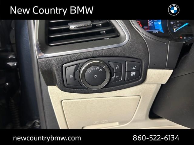 Used 2022 Ford Edge Titanium w/ Equipment Group 301A image 14