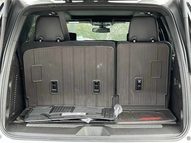 Used 2021 GMC Yukon AT4 w/ AT4 Premium Package image 34