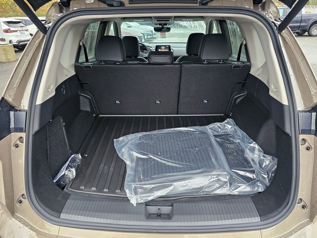 New 2026 Nissan Rogue SV w/ Rock Creek Premium Package image 18