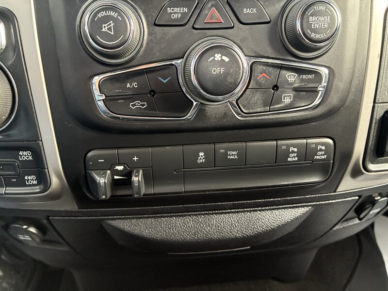 Used 2016 RAM 1500 Big Horn AWD/4WD image 25