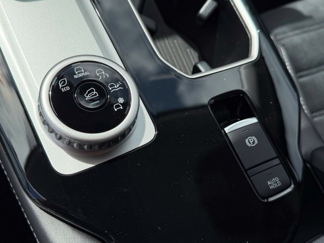 New 2026 Mitsubishi Outlander SE FWD image 48
