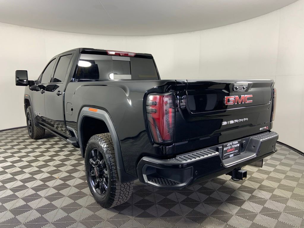 Used 2024 GMC Sierra 2500 AT4 w/ AT4 Premium Plus Package AWD/4WD image 9