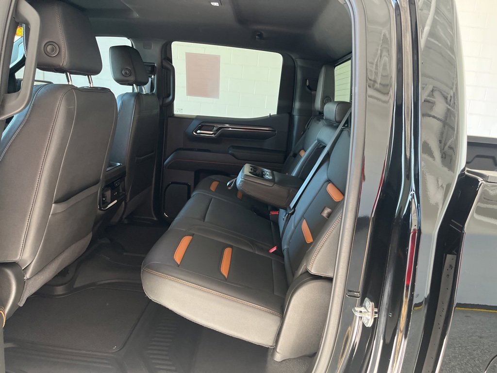 Used 2024 GMC Sierra 1500 AT4 w/ Technology Package image 29