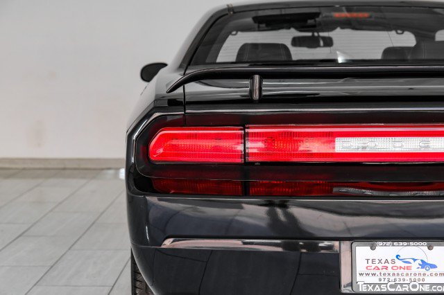 Used 2009 Dodge Challenger SRT8 w/ SRT Option Group II RWD image 38