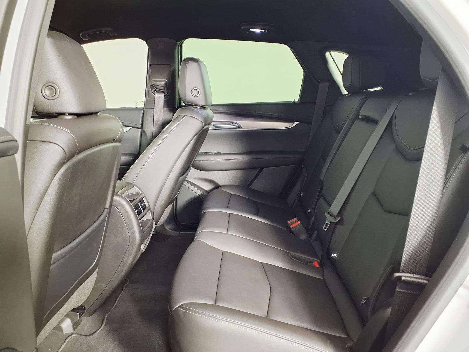 Used 2023 Cadillac XT5 Luxury FWD image 13