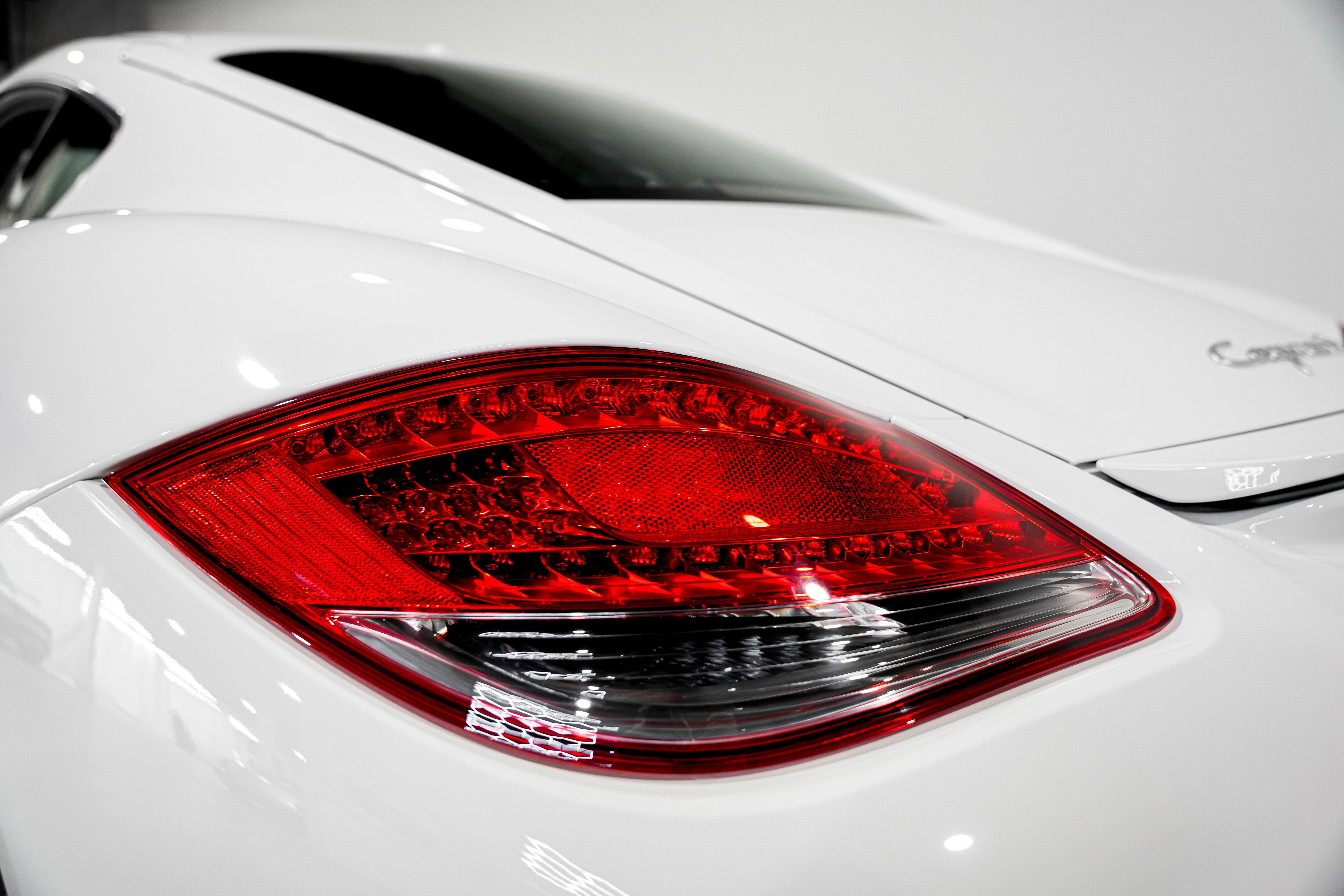 Used 2011 Porsche Cayman S image 31