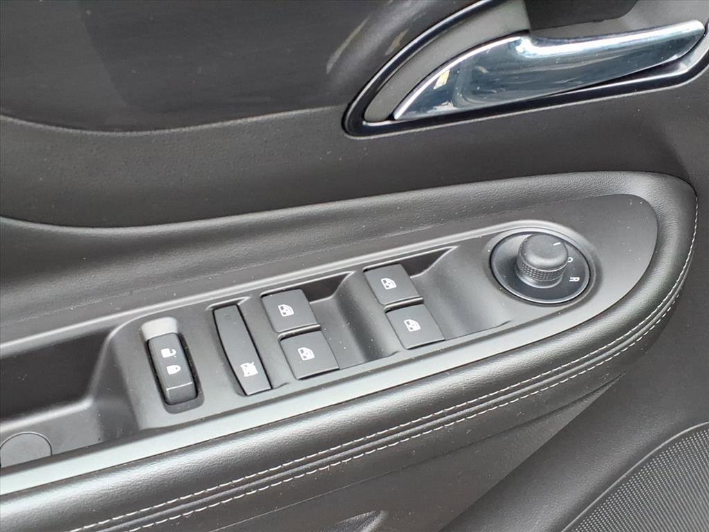 Certified 2022 Buick Encore Preferred w/ Safety Package image 16