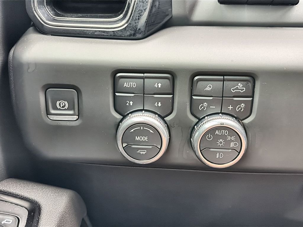 Used 2026 GMC Sierra 1500 AT4 w/ AT4 Premium Package image 22