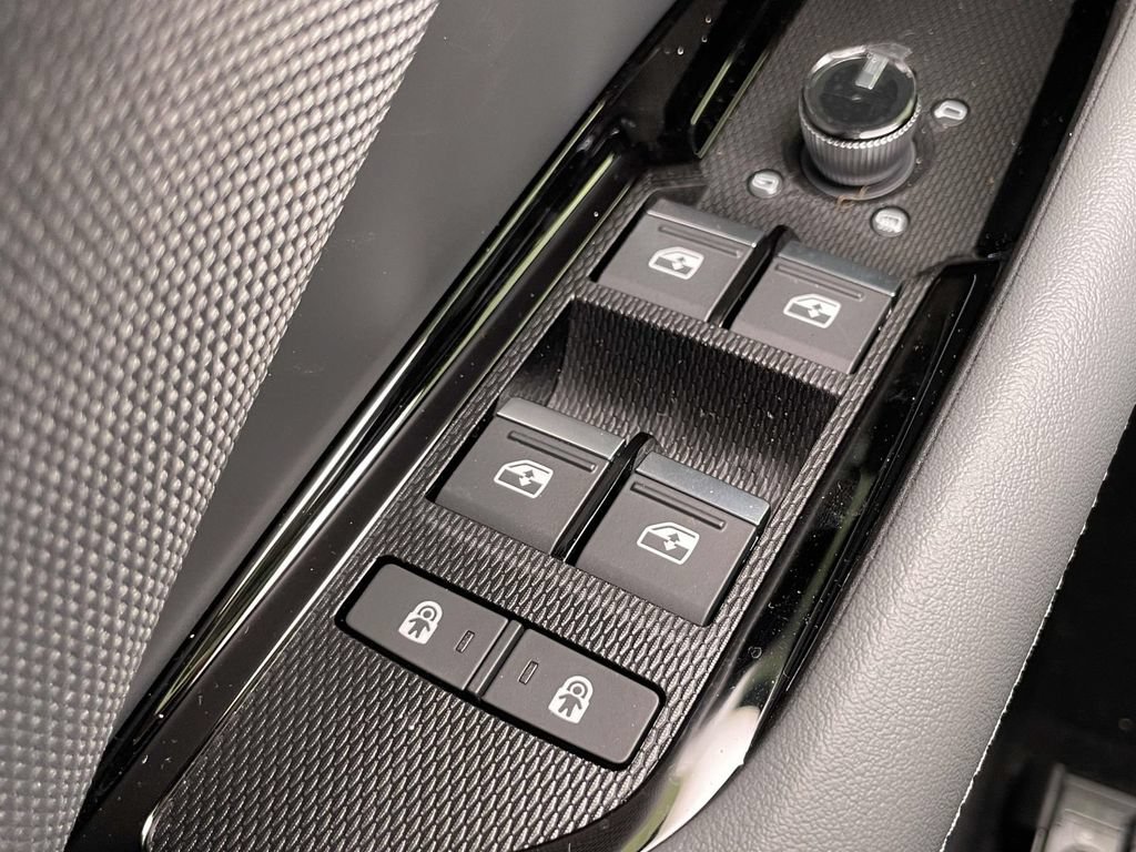 New 2026 Audi Q3 quattro 2.0T AWD/4WD image 35