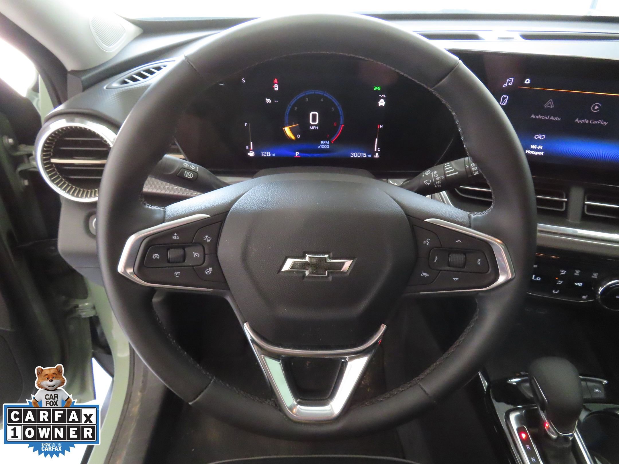 Used 2025 Chevrolet Trax ACTIV w/ Sunroof Package image 17