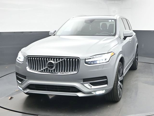 Used 2024 Volvo XC90 B6 Plus w/ Protection Package image 3