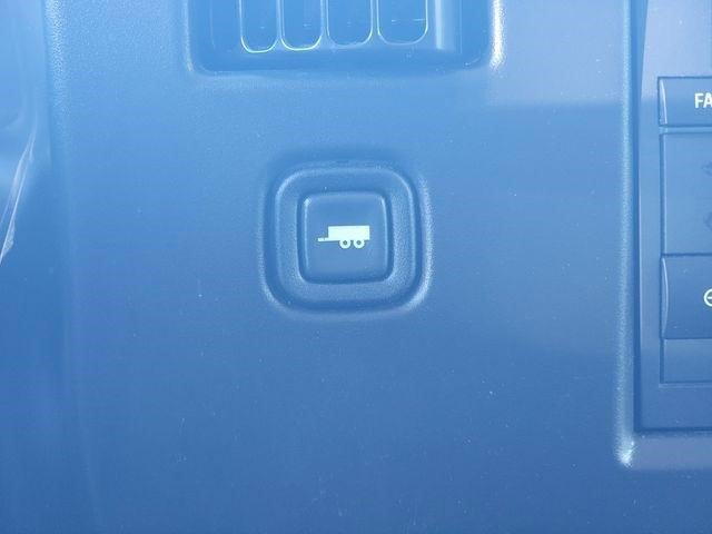 Certified 2025 Chevrolet Express 2500 Work Van 3D Extended Cargo Van w/ Driver Convenience Package image 26